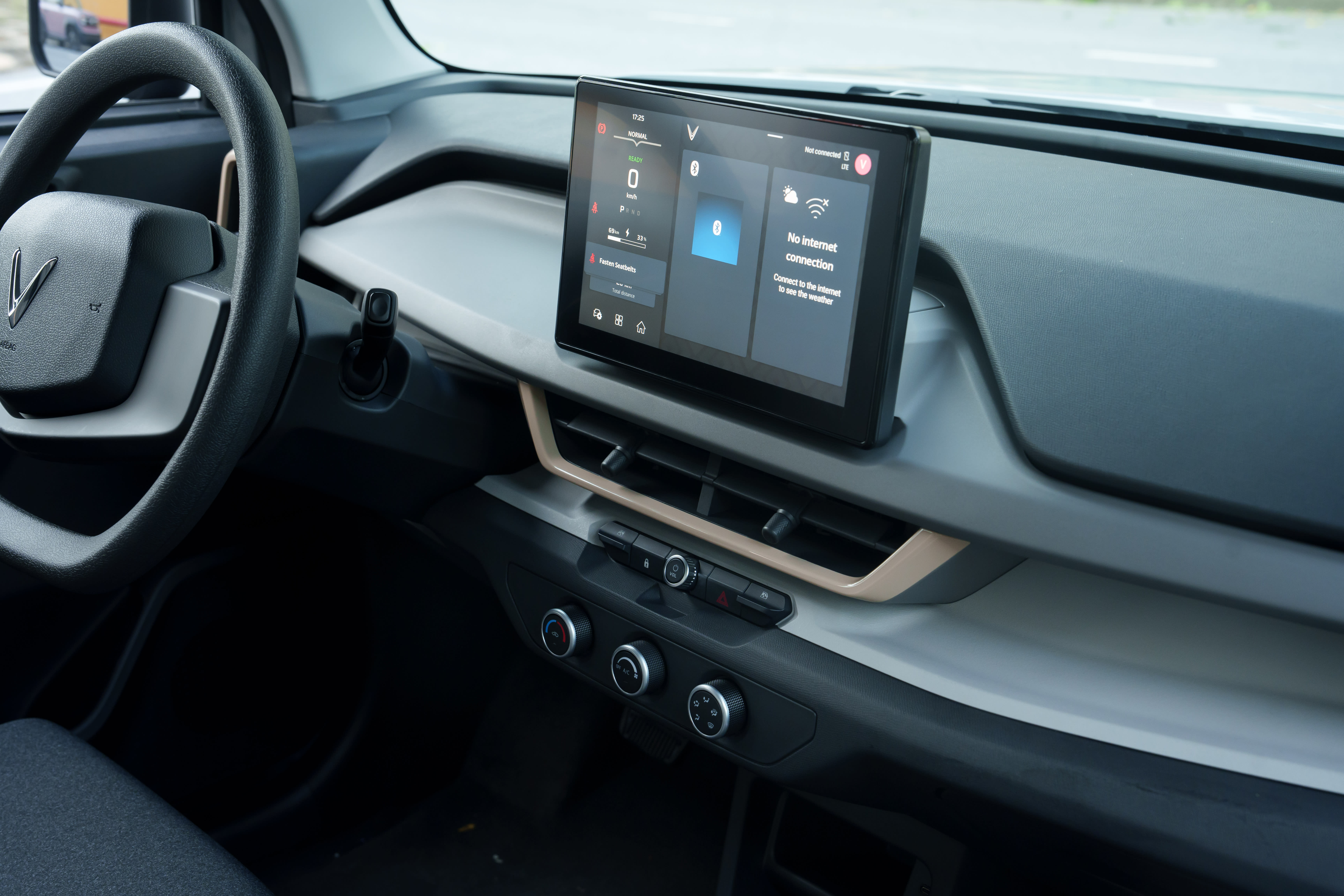 VF3 interior