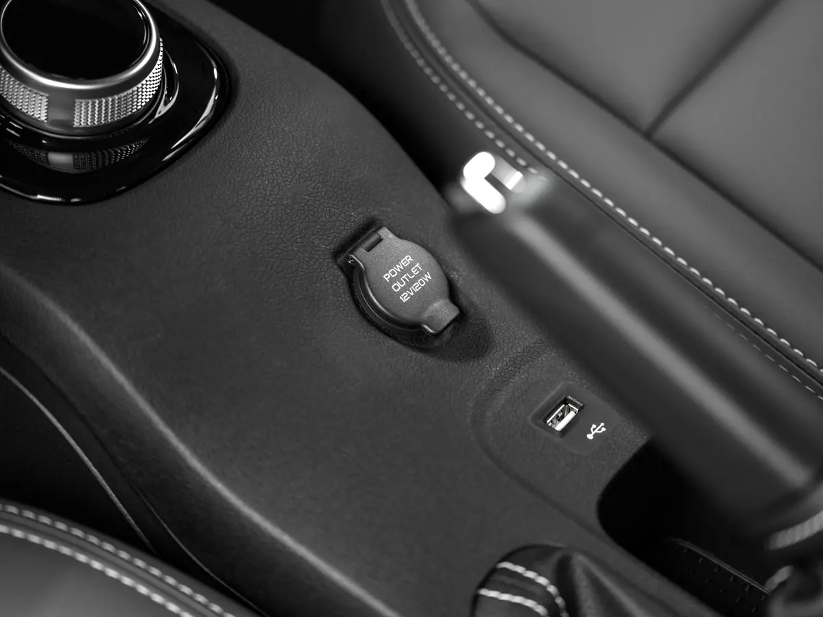 VF5 interior